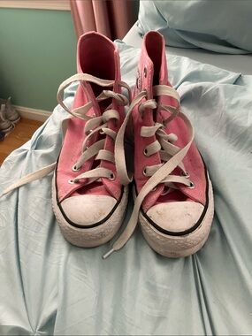 Pink High-Top Platform Sneakers - Women's Casual Lace-Up